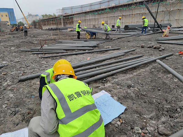 长宁螺栓球网架结构